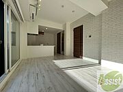明るいお部屋は気持ちよく過ごせそうですね。