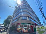 まいばすけっと南1条西10丁目店 593m
