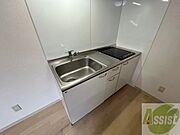 キッチンにはIHクッキングヒーターも完備です！