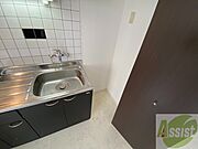 こちらに冷蔵庫を置けます。調理時の動線もばっちり効率的。