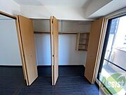 寝室の収納です。部屋がすっきり片付きます。