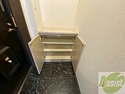 たくさん靴をしまえるシューズボックスになっていました！