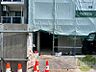 周辺：前面道路、建物周り等