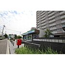 コンビニ「ファミリーマート豊成団地店まで100ｍ」