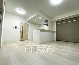 京都市営烏丸線 丸太町駅 徒歩4分の賃貸マンション 3階2LDKのリビング/ダイニング