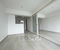 近鉄京都線 上鳥羽口駅 徒歩5分の賃貸マンション 5階1LDKのリビング/ダイニング