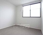 広々とした部屋です。