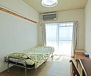 広々とした室内です。