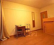 家電・家具の付いたお部屋です。