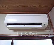 エアコン1基ございます。