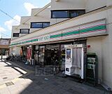 ローソンストア100九条河原町店まで270m