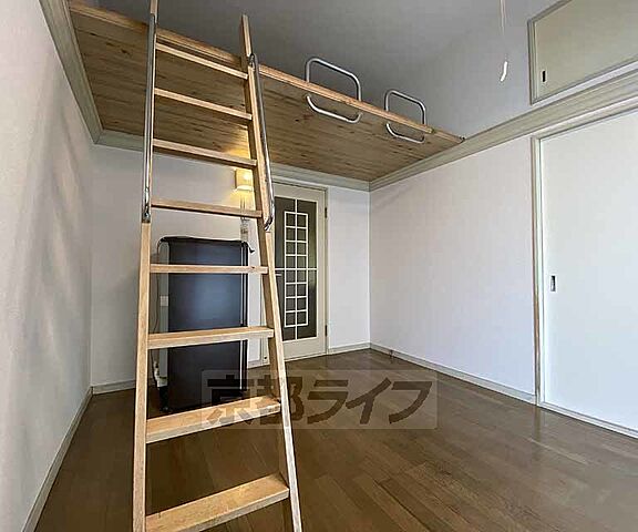 寝室