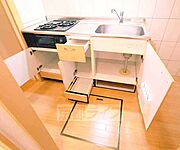 キッチンの収納もバッチリです。