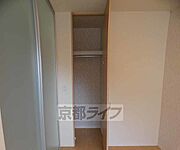 奥行きある収納