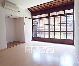 居間