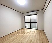 落ち着いた雰囲気のお部屋です