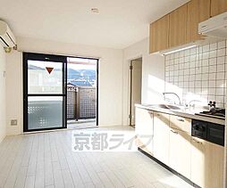 京都市営烏丸線 北大路駅 徒歩15分の賃貸マンション 3階2DKのリビング/ダイニング