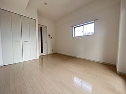 近鉄南大阪線 河堀口駅 徒歩3分の賃貸マンション 9階1Kのリビング/ダイニング