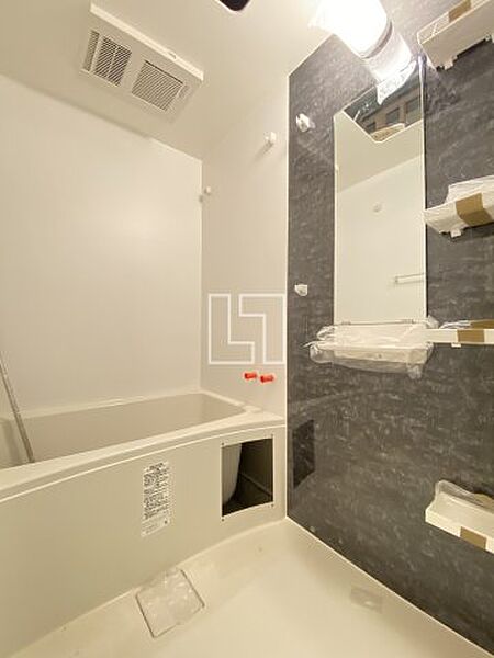 画像7:セレニテ難波グランデシュッド　浴室