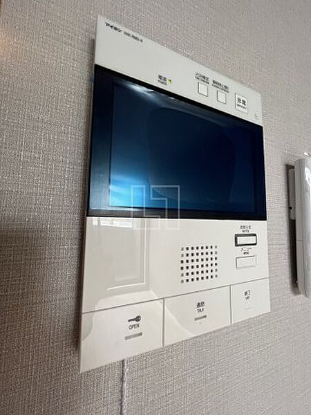 画像23:ファーストフィオーレ難波クレシア　TVモニターインターホン