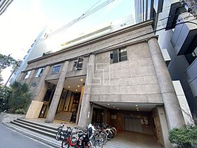 ラクメンビル  ｜ 大阪府大阪市西区京町堀1丁目（賃貸マンション1R・5階・38.72㎡） その1