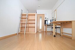 レオパレス英 1階1Kのリビング/ダイニング