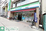 ファミリーマート 川崎南幸町店 徒歩3分。徒歩4分。 200m