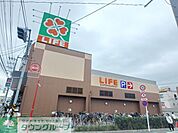 ライフ中原井田店 徒歩8分。 640m
