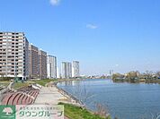 多摩川 徒歩8分。公園 610m