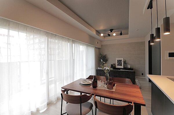 リビング/ダイニング