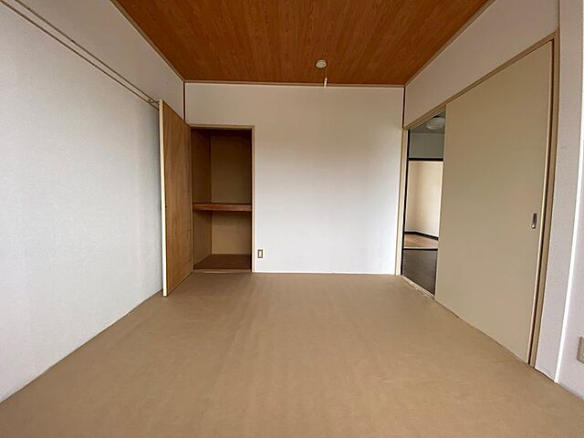 寝室