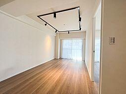 エンゼルハイム浦和花月 3LDKのリビング/ダイニング