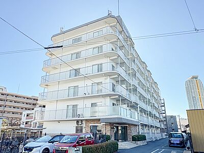 外観:【外観】こちらの物件が少しでも気になるようでしたら、お気軽にお問合せください。人生でいちばん大きなお買い物ですので、ゆっくりご見学ください。ネット上の画像と実際の見学では、リアル感がまるで違… 外観:【外観】こちらの物件が少しでも気になるようでしたら、お気軽にお問合せください。人生でいちばん大きなお買い物ですので、ゆっくりご見学ください。ネット上の画像と実際の見学では、リアル感がまるで違…
