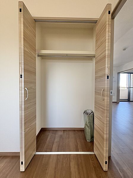 【収納】各部屋を最大限に広く使って頂ける様、全居住スペースに収納付。プライベートルームはゆったりと快適に。