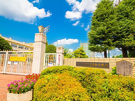 小学校 600m 常盤小学校(常盤小学校　徒歩8分)