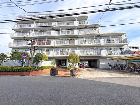 【外観】こちらの物件が少しでも気になるようでしたら、お気軽にお問合せください。人生でいちばん大きなお買い物ですので、ゆっくりご見学ください。ネット上の画像と実際の見学では、リアル感がまるで違…