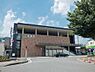 周辺：駅 2200m 指扇駅(昭和15年開業のJR東日本の川越線の駅です。駅舎が改築され、従来の南口に加え、北口が新設されました。周辺には花の丘農林公苑をはじめ、ドラッグストアなどの商店街がありま…