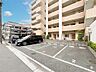 駐車場：【駐車場】毎日の生活にマイカーが必須という方は、購入を検討する際、駐車場があることは大事な条件です。＊CGにより晴天に加工しております