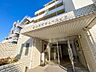 外観：【エントランス】 そのマンションの第一印象となるのがエントランスです。訪問されたお客さまをやさしくお迎えします。エントランスホールは、いわばマンションの顔です。