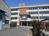 周辺：柏原市立玉手中学校 徒歩7分。 520m