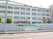 松原市立恵我小学校 徒歩13分。 1010m