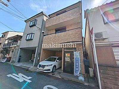 外観:ショッピングセンターイオンタウン松原店までは徒歩8分!西日本最大級ホームセンターハンズマンもあり、日用品の購入から趣味の買い物までとっても便利! 外観:ショッピングセンターイオンタウン松原店までは徒歩8分!西日本最大級ホームセンターハンズマンもあり、日用品の購入から趣味の買い物までとっても便利!