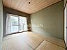 室内：南向き採光の明るいお部屋♪一階部分で階下に住戸が無いので、生活騒音の心配が少なく、子育て中のファミリーにおすすめです。