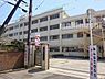 周辺：松原市立中央小学校 徒歩10分。 740m