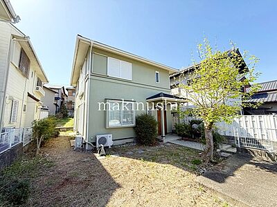 外観:■広いお庭付きの一戸建■家庭菜園を楽しむことが出来ます(法面活用)■平成31年外壁塗装、屋根塗装完了■平成30年お風呂、洗面台新調■愛車を守るビルドインガレージ■いつでもご見学可能となっております!■ 外観:■広いお庭付きの一戸建■家庭菜園を楽しむことが出来ます(法面活用)■平成31年外壁塗装、屋根塗装完了■平成30年お風呂、洗面台新調■愛車を守るビルドインガレージ■いつでもご見学可能となっております!■