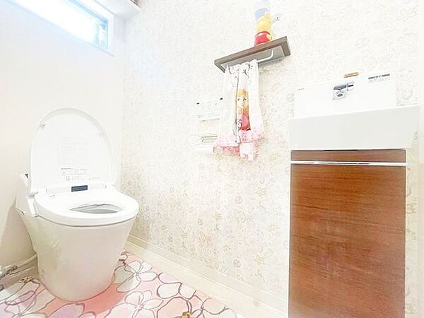 トイレを拡大表示