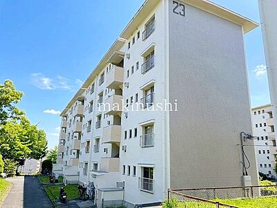 外観:■室内大変丁寧に使用されてます■リフォーム歴有り■1階部分のお部屋が出ました■2LDKに改装されてます■室内洗濯機置き場有り■鍵は当社で管理してますのでいつでもご見学可能となってます♪ぜひご覧下さい■ 外観:■室内大変丁寧に使用されてます■リフォーム歴有り■1階部分のお部屋が出ました■2LDKに改装されてます■室内洗濯機置き場有り■鍵は当社で管理してますのでいつでもご見学可能となってます♪ぜひご覧下さい■