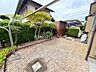 その他：ちょっとしたお庭スペースがございます。家庭菜園やお花を少しやりたいという方に嬉しいスペースです。ちょっとしたお洗濯ものを干すのも良いですね。