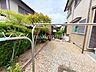 その他：ちょっとしたお庭スペースがございます。家庭菜園やお花を少しやりたいという方に嬉しいスペースです。ちょっとしたお洗濯ものを干すのも良いですね。