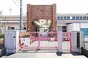 大阪狭山市立半田幼稚園 徒歩4分。 290m